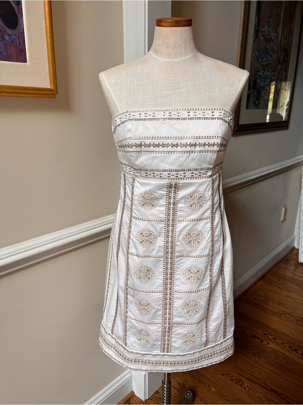 WHBM - Strapless White Embroidered Summer Dress